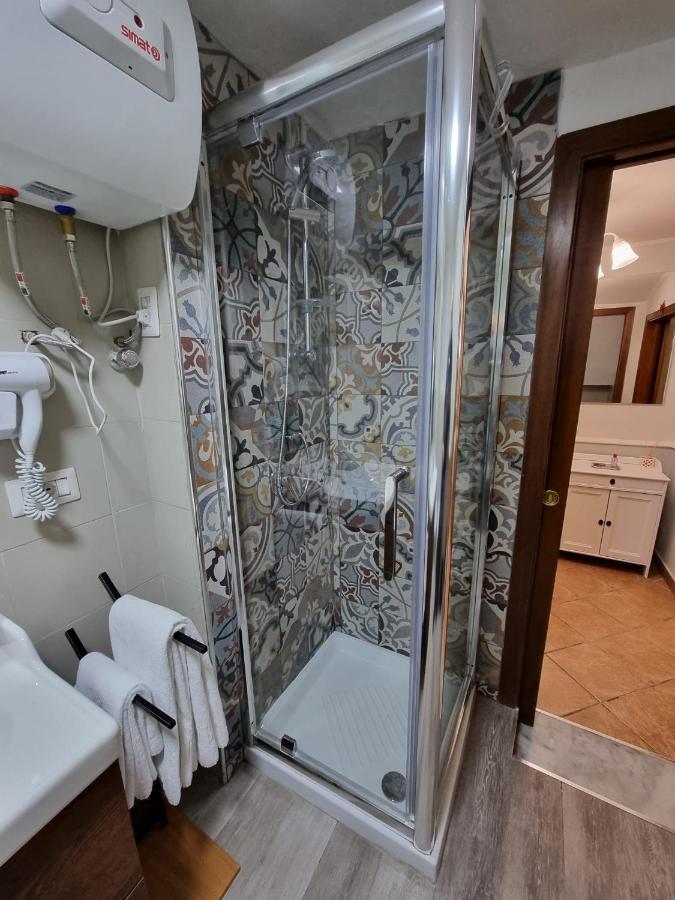 Ferienhaus Casa Ninetta - Spaccanapoli - Il Tipico Pianterreno Della Antica!